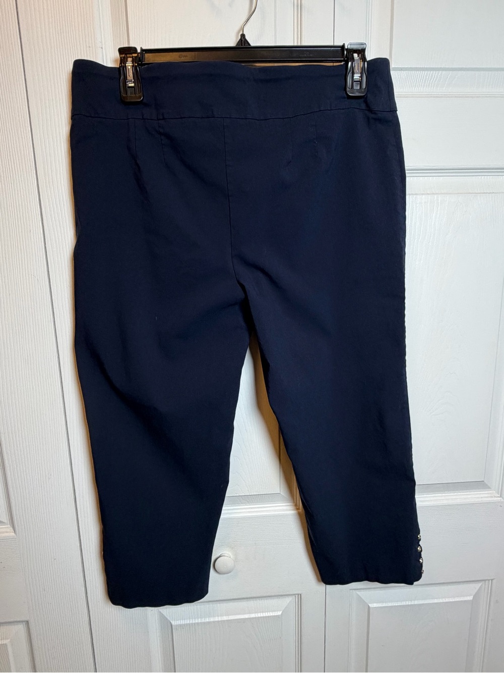 Attyre Woman Navy Pull On Capri Pants 18W Lace Up Hem Plus Size - Picture 4 of 5